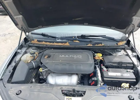 2015 Chrysler 200 Limited z USA, uszkodzony, nr VIN 1C3CCCAB8FN534790